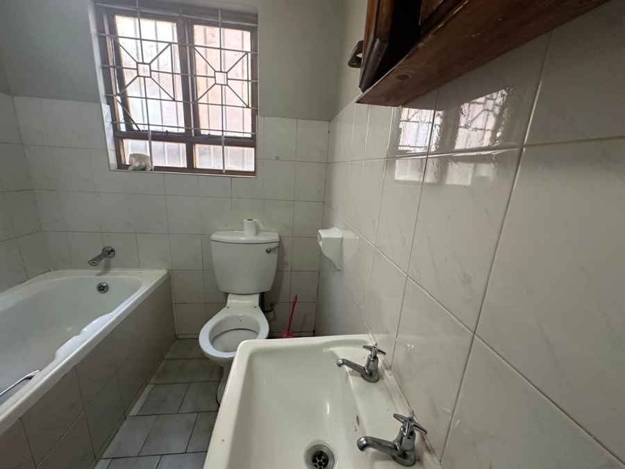 4 Bedroom Property for Sale in Willows Free State